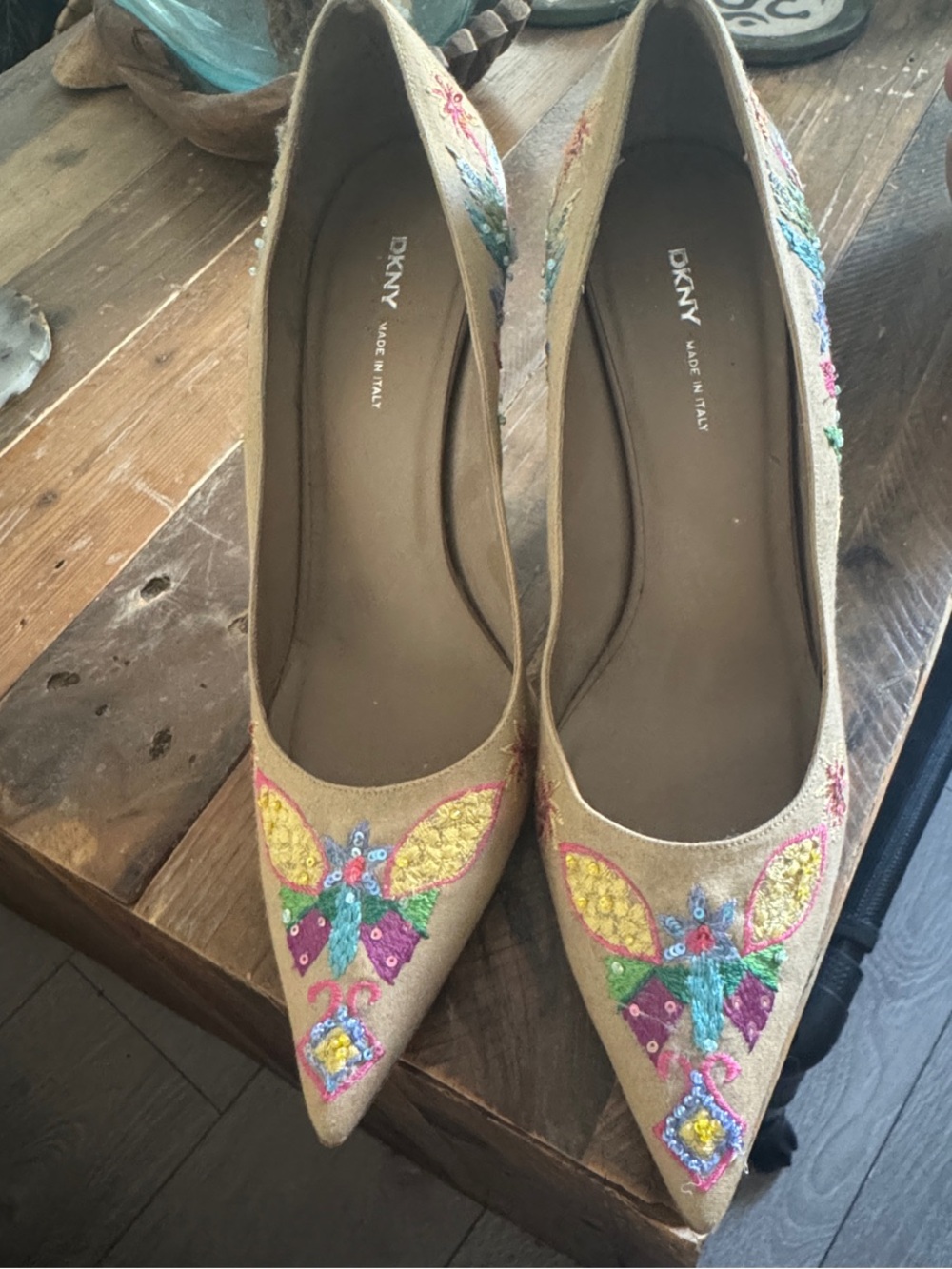 Vintage DKNY Beige Pointed-Toe Embroidered Heels with Multicolor Accents